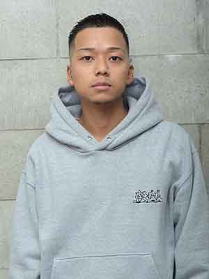 横浜の床屋(バーバー)CHILL CHAIR 横浜店 Owner Stylist HIKARU