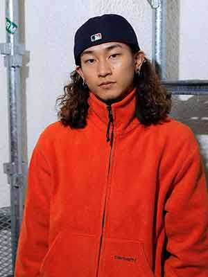 横浜の床屋(バーバー)CHILL CHAIR 横浜北口店 RIGHT