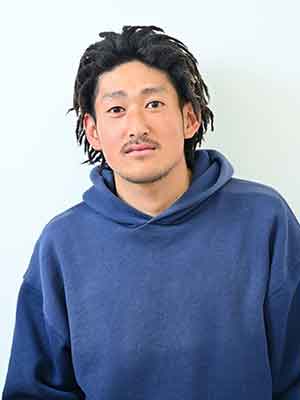 横浜の床屋(バーバー)CHILL CHAIR 横浜店 Top Stylist TAKERU